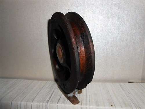 VINTAGE SCARBOROUGH TYPE WOODEN CENTER PIN FISHING REEL