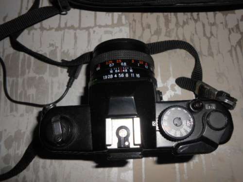 YASHICA FX -3 super 2000 CAMERA and 50mm LENS, 2 FLASHES, Wata Flash Grip and camera BAG