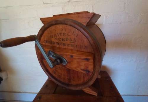 ANTIQUE, WHITE CEDAR CYLINDER BUTTER CHURN, 3 GALLON