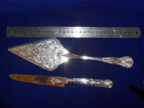 Kings pattern Cake Lifter and Cake knife ser 2