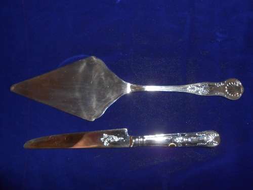 Kings pattern Cake Lifter and Cake knife ser 2