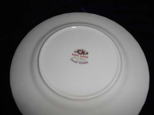 Royal Albert Sweet Violets 6 Trios