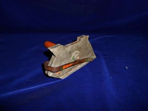 Rare Find Lead 3 Soldiers Mould