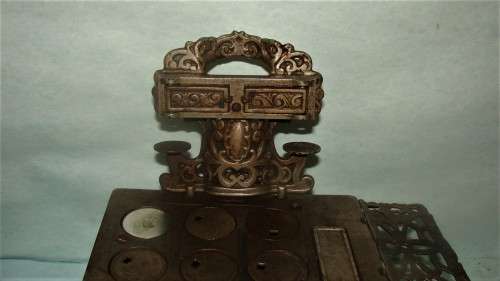 Antique Rare Royal Cast Iron Salesman`s Sample Cast Iron 6 Burner Stove
