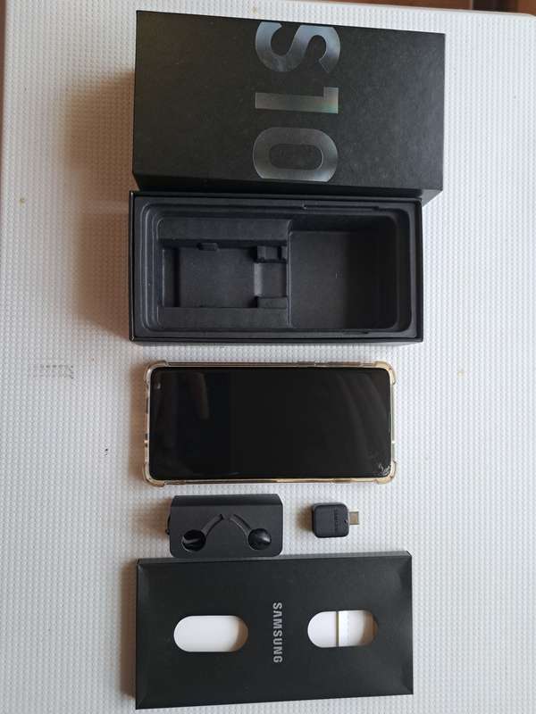 Samsung Galaxy S10 available.  Please read the description