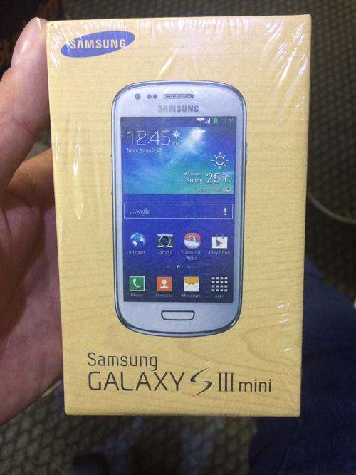 SAMSUNG GALAXY S3 mini GT-I8200- 8GB PEBBLE BLUE (LOCAL SOCK)