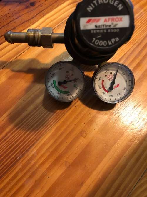 NITOGEN 1000kPa AFROX AFROX REGULATOR