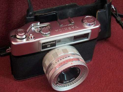 Yashica Minister lll Rangefinder with Yashinon 45mm f2,8*Very Nice*
