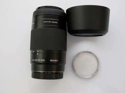 Sony Alpha 75-300mm Macro Zoom**Excellent**