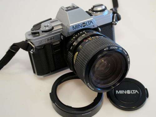 Minolta X-300 with MD 35-70mm f3,5 Macro**Excellent**