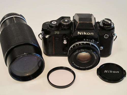 Classic Nikon F3 with 50mm 1,8 Ai-s and 70-210mm f4**Great User**