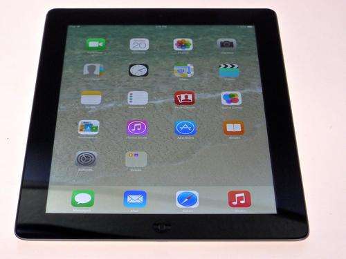 Apple iPad 4****9,7" Wifi,32GB,Retina Display,Lightning Bolt Charger + Cover****