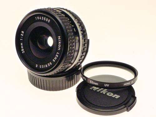 Nikon Ai-s Series E 28mm f2,8 Wide Angle***Excellent,Spotless Glass***