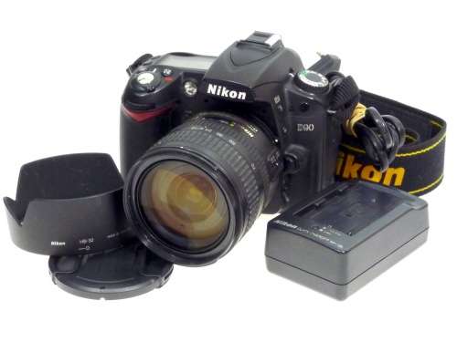 Nikon D90 Kit with Nikon AF-S 18-70mm****Excellent****