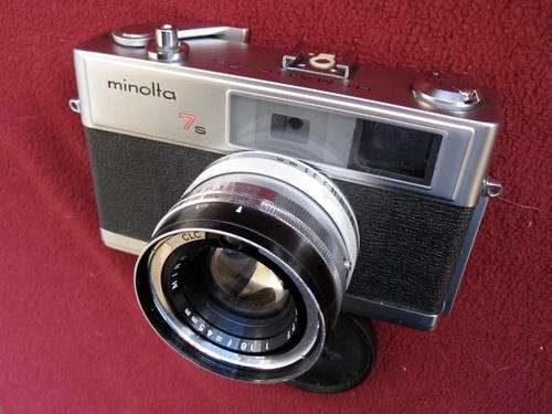 Minolta Hi-Matic 7s Rangefinder with Rokkor 45mm f1,8"Spotless"