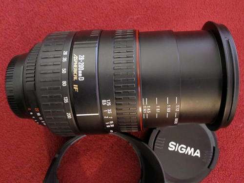 "BARGAIN"Sigma AF 28-200mmD Aspherical IF for Nikon"Excellent"