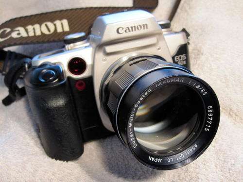 Asahi Pentax Super-Multi-Coated Takumar 85mm f1,8"Bokeh King of Tak's"