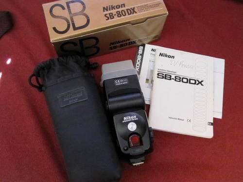 Nikon SB-80DX Speedlight Flash"Mint in the Box"