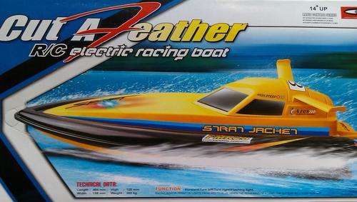 Cut A Feather,Rechargeable, R/C Electric Racing/Speed Boat 40.5 cm (L)!!!