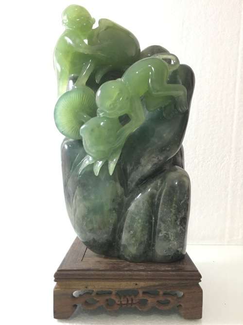 A Large Chinese Yù Nephrite Jade Rock Carving