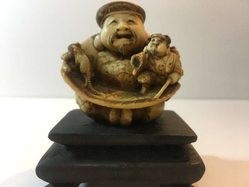 Antique Japanese Netsuke Carving Meiji *pls read condition*
