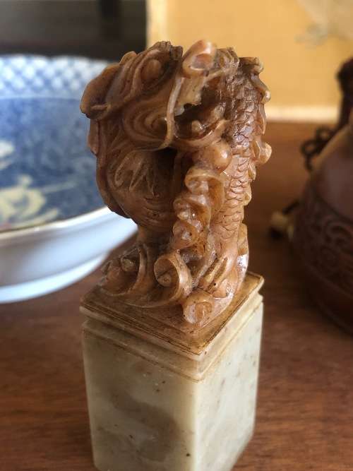A LOT OF ORIENTAL CHINESE COLLECTABLES