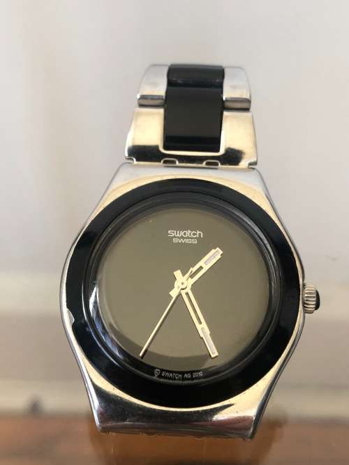 SWATCH WATCH  UNISEX IN WORKING ORDER