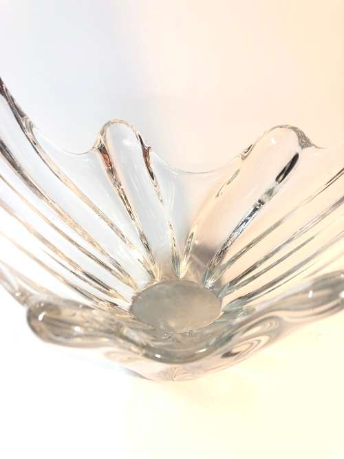 A RARE MID CENTURY DAUM NANCY FRENCH CRYSTAL VASE