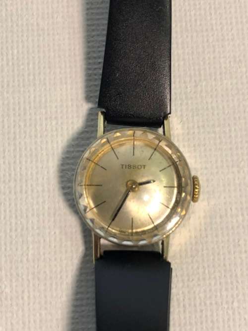 A  VINTAGE LADIES TISSOT MECHANICAL WIND UP WATCH WORKING ORDER