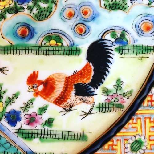 A MID CENTURY CHINESE PORCELAIN ROOSTER PLATE