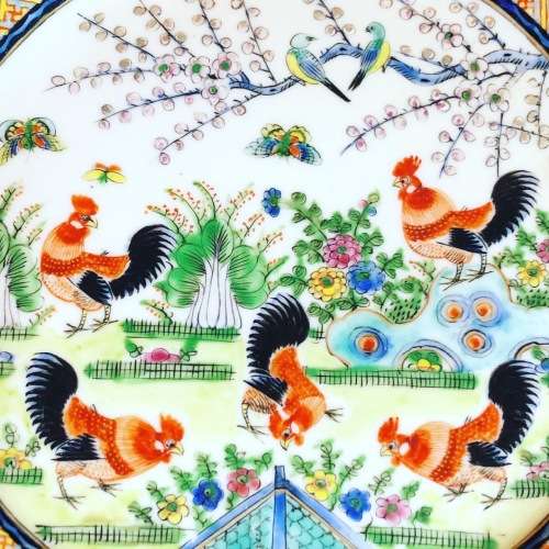 A MID CENTURY CHINESE PORCELAIN ROOSTER PLATE
