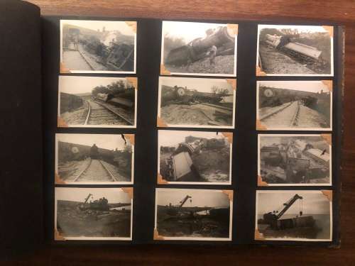 A RARE SA WW2 PHOTO ALBUM OF THE WESTERN DESERT EAST AFRICA CAMPAIGN **over 180 photos**