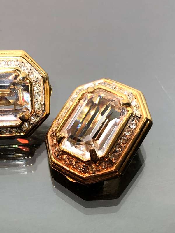 Vintage Nina Ricci Gold Tone Crystal Rhinestone Clip On Earings
