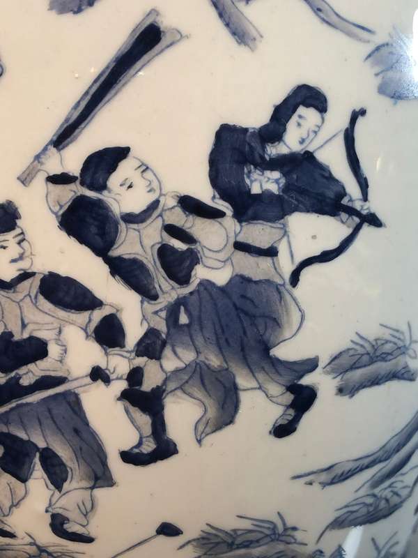 A Large Chinese Blue and White Porcelain Vase