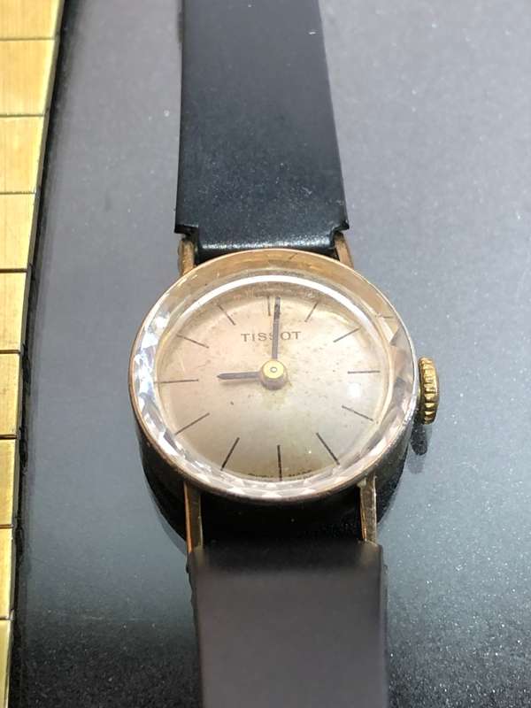 A Mixed Lot of Vintage Ladies Watches (Please read desciption)