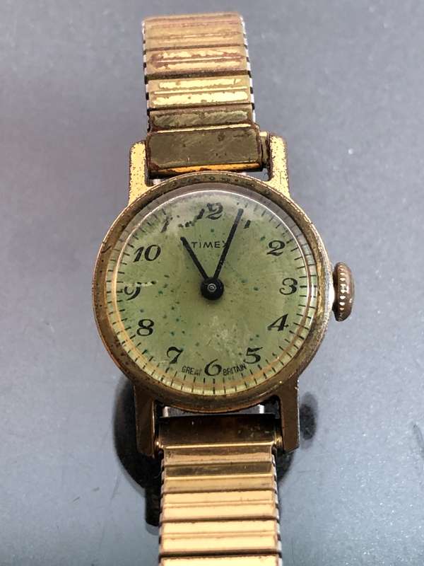 A Mixed Lot of Vintage Ladies Watches (Please read desciption)