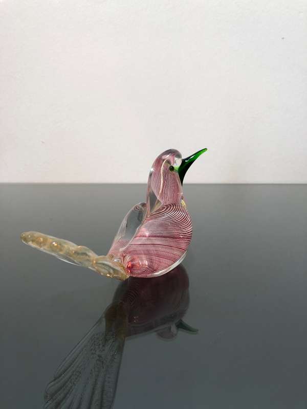 A MCM Murano Glass Bird in Excellent Condition