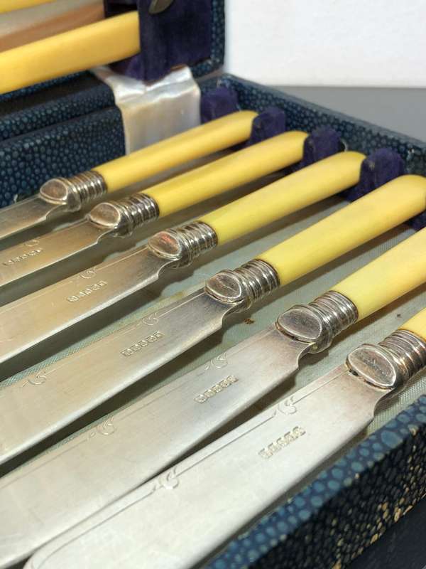 A Complete Vintage Boxed Canteen Set