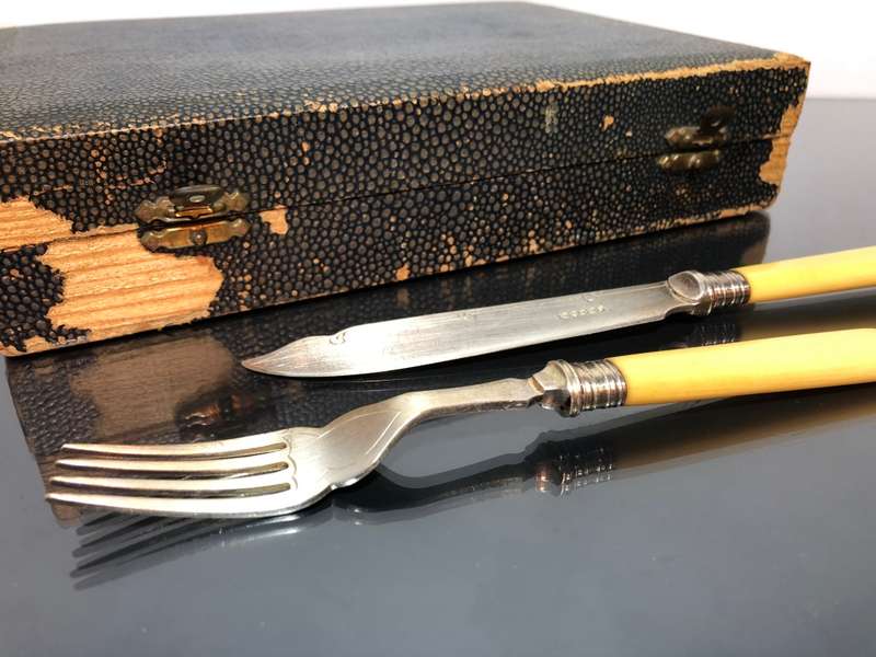 A Complete Vintage Boxed Canteen Set