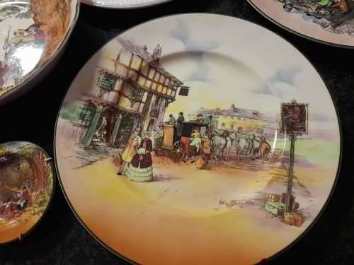 19 ROYAL DOULTON WILL SELL AS A LOT ALL ARE IN GOOD ORDER