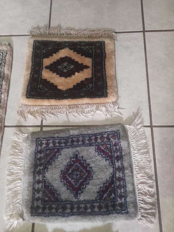 5 Persian Mini Woven Rugs Mat 30x30cm and one 96x 64cm  Bigger Rug