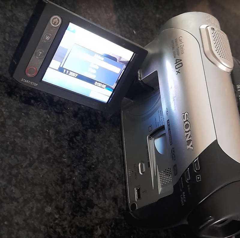 video cameras as a lot  some with battery and charger. some not all is working but will sell as is