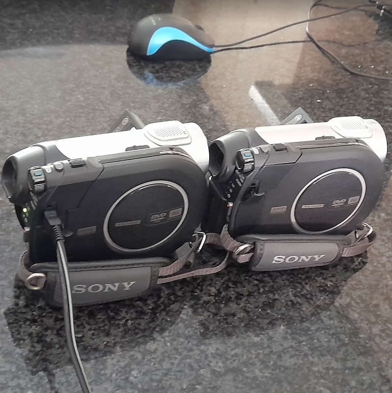 video cameras as a lot  some with battery and charger. some not all is working but will sell as is