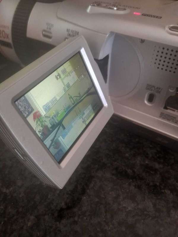 video cameras as a lot  some with battery and charger. some not all is working but will sell as is