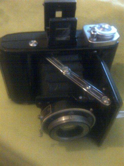LATE ENTRY RARE  ZEISS IKON KLIO N 530 78K , GERMANY   I AM SELLING SOME OLD CAMERAS