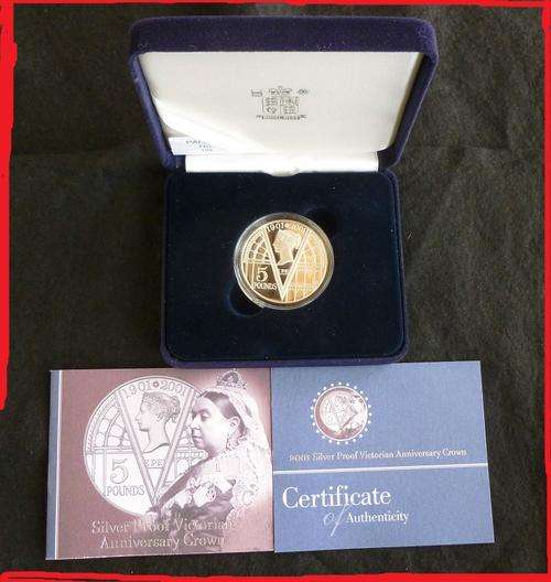 Silver Proof Five Pound Crown 2001 Boxed