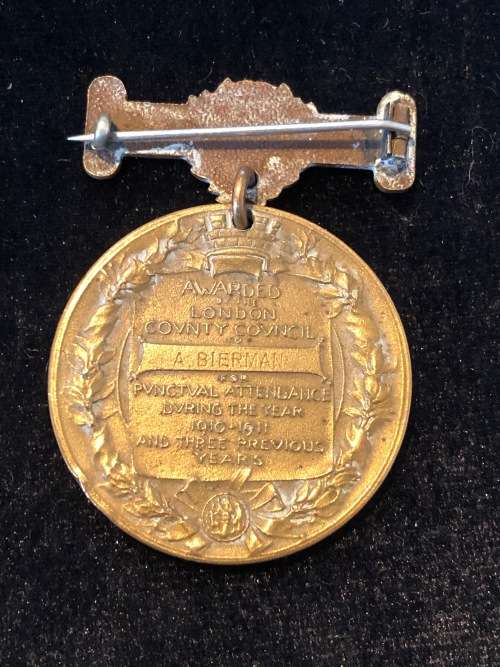 1911 Kings Medal, Punctual Attendance Award