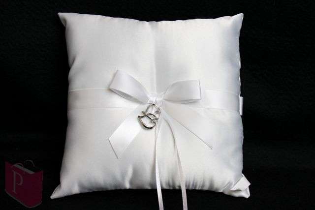 Ring Pillow with Double Hearts