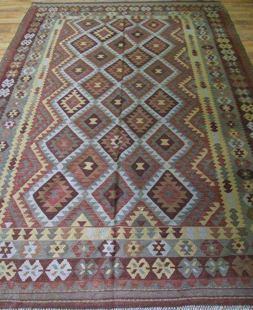 PERSIAN/ORIENTAL CARPETS & RUGS: SUPER FINE ANATOLIAN KILIM - 300x201
