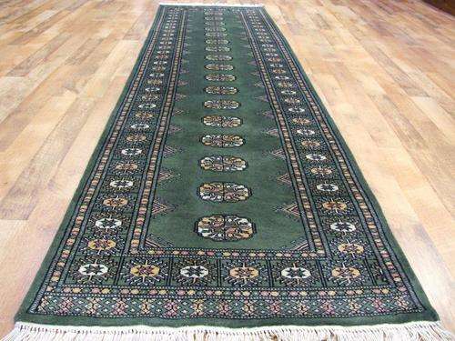 PERSIAN & ORIENTAL RUGS & CARPETS